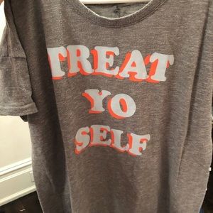 XHILIRATION “Treat Yo Self” T-Shirt